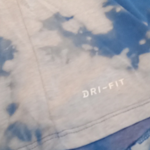 Nike Tie-dye Short Sleeve T-shirt Host Pick ** 8-25-2023 - Picture 13 of 13